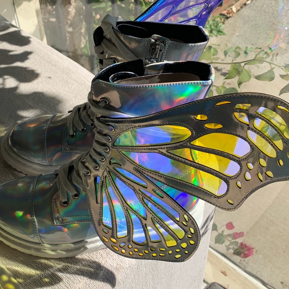 Club EXX Silver Butterfly🦋 Booties sizes 5, 7 & 8 - Picture 4 of 7